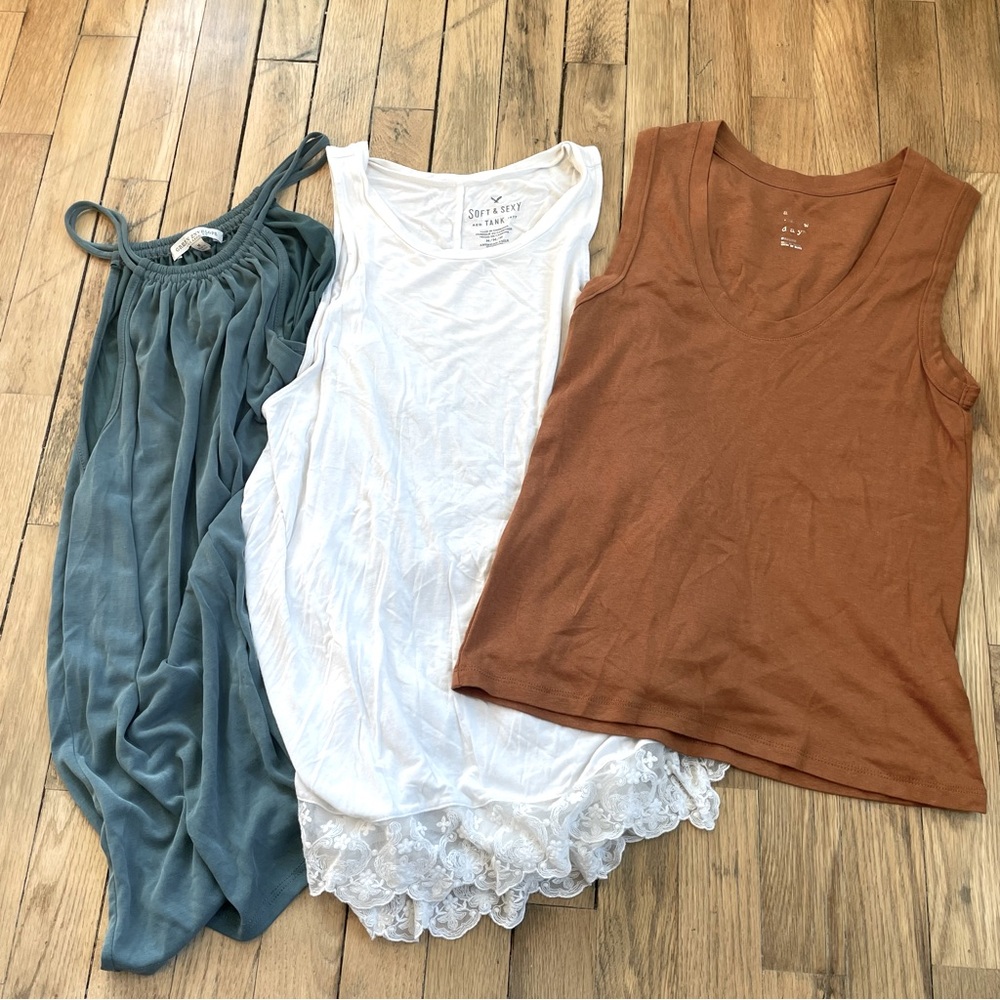 Western boho color themed women’s tank tops medium